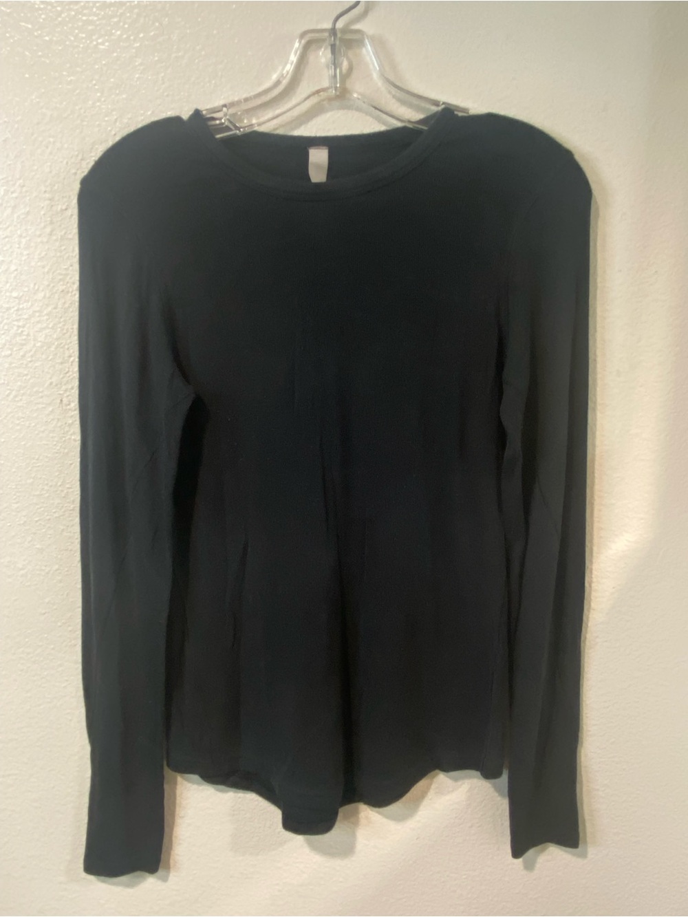 Lululemon Classic Black Long-Sleeve Women's Tshirt Top
